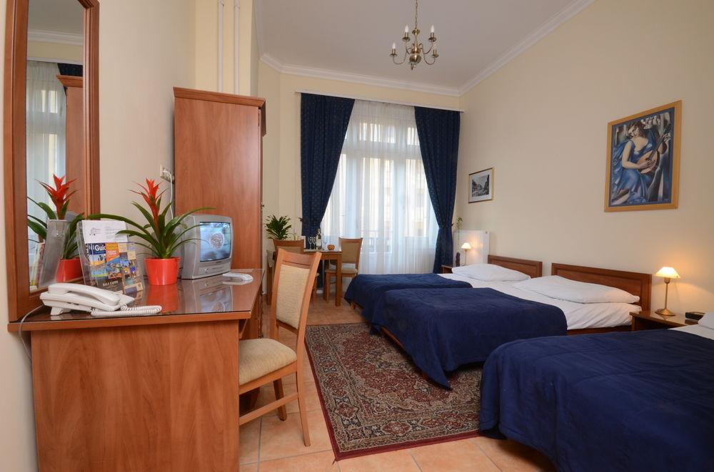 Hotel Panorama 3*