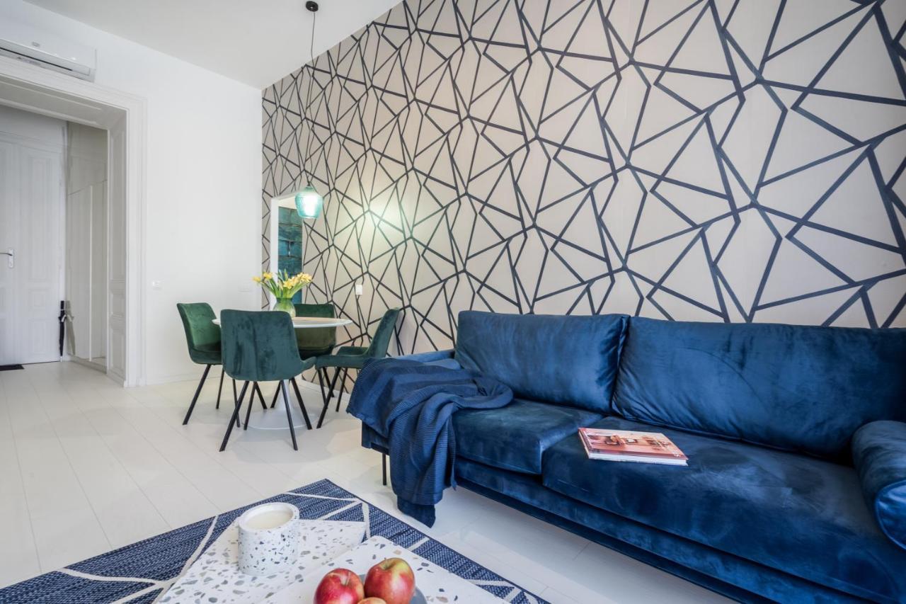 Bpr Kyanit Design With A/c Apartman *