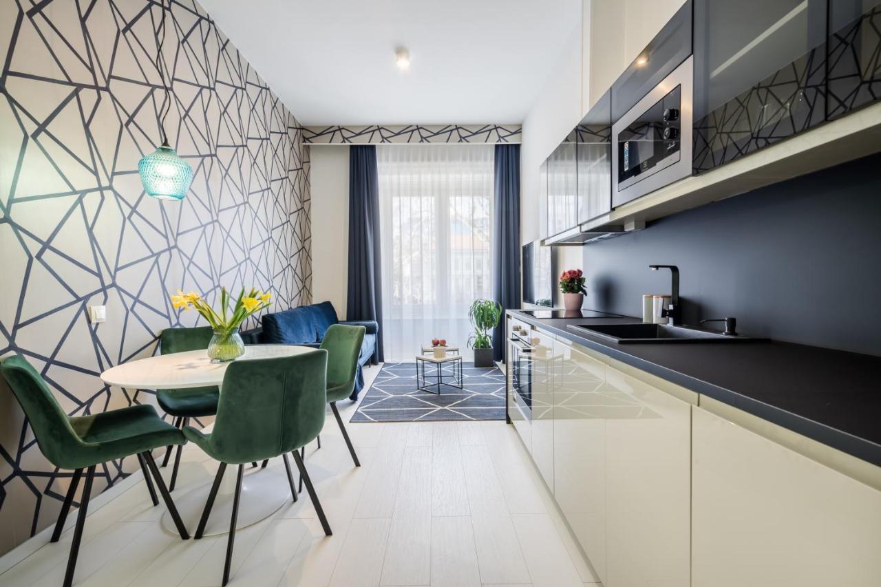 Bpr Kyanit Design With A/c Apartman Budapest