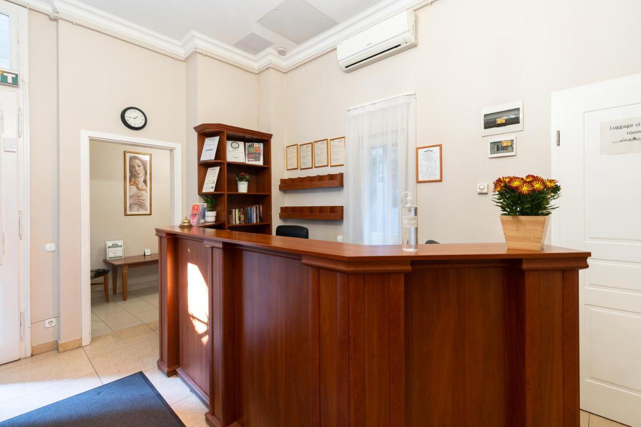 Panorama Hotel 3*