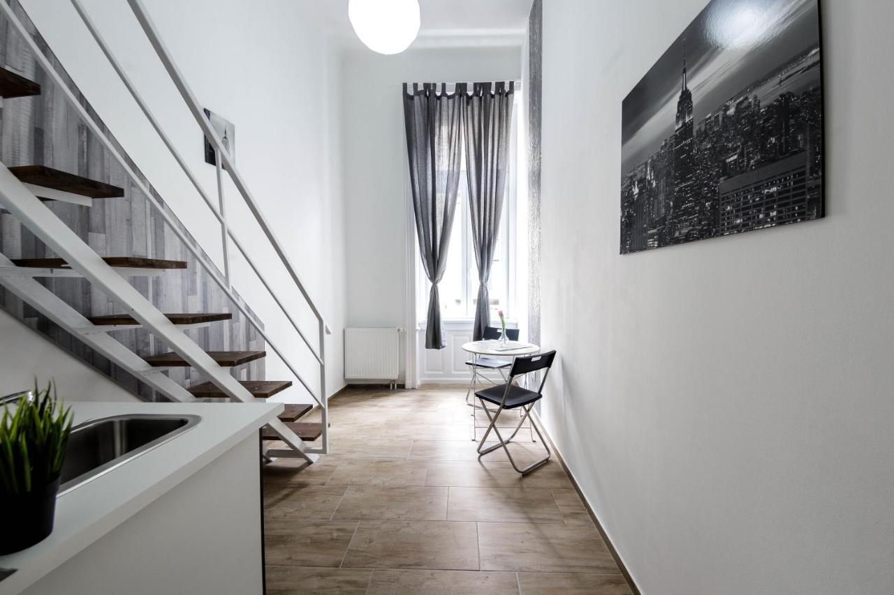 Rio's Stylish Flats Apartment