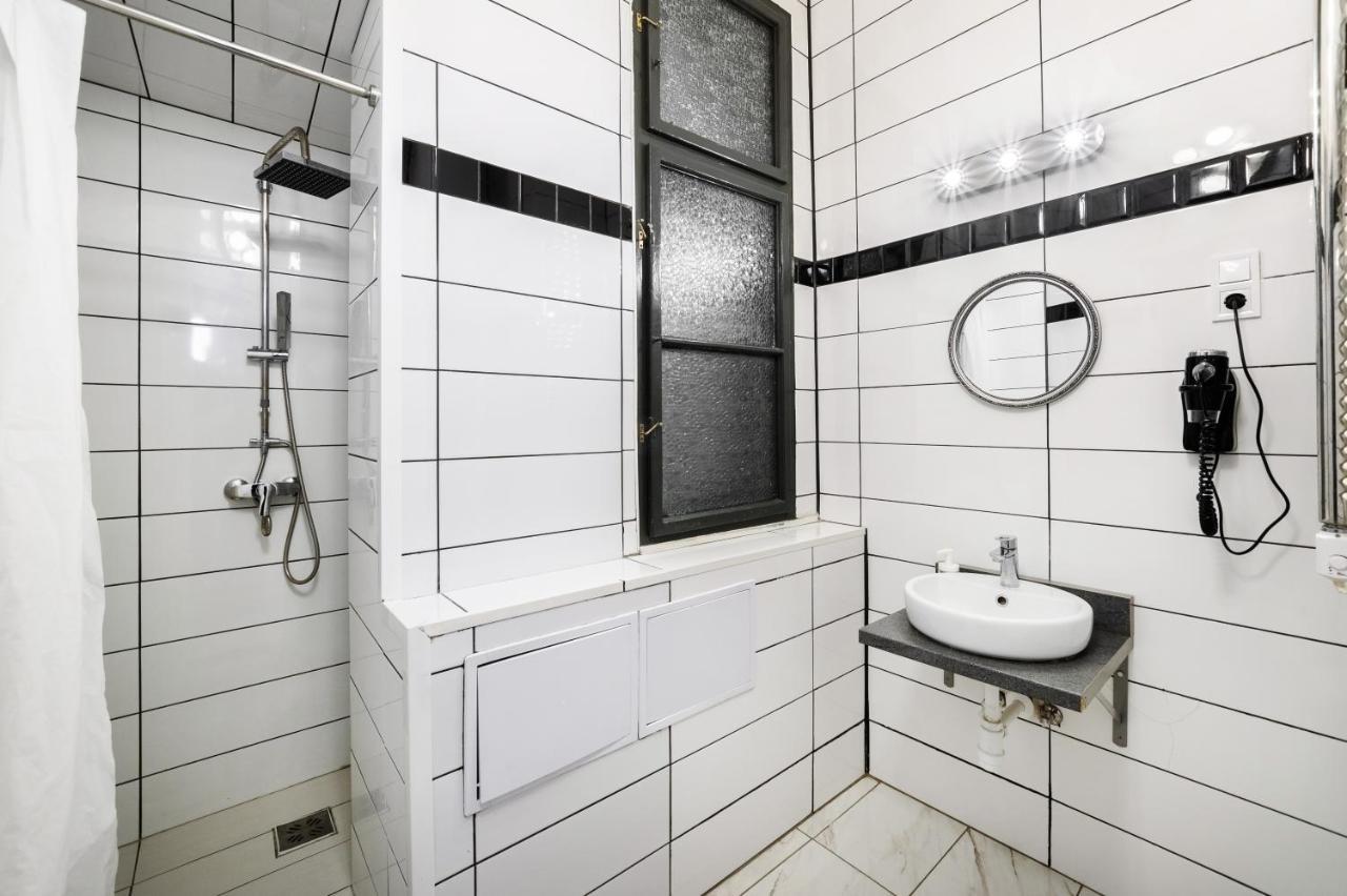 Rakoczi Road Location Apartment *