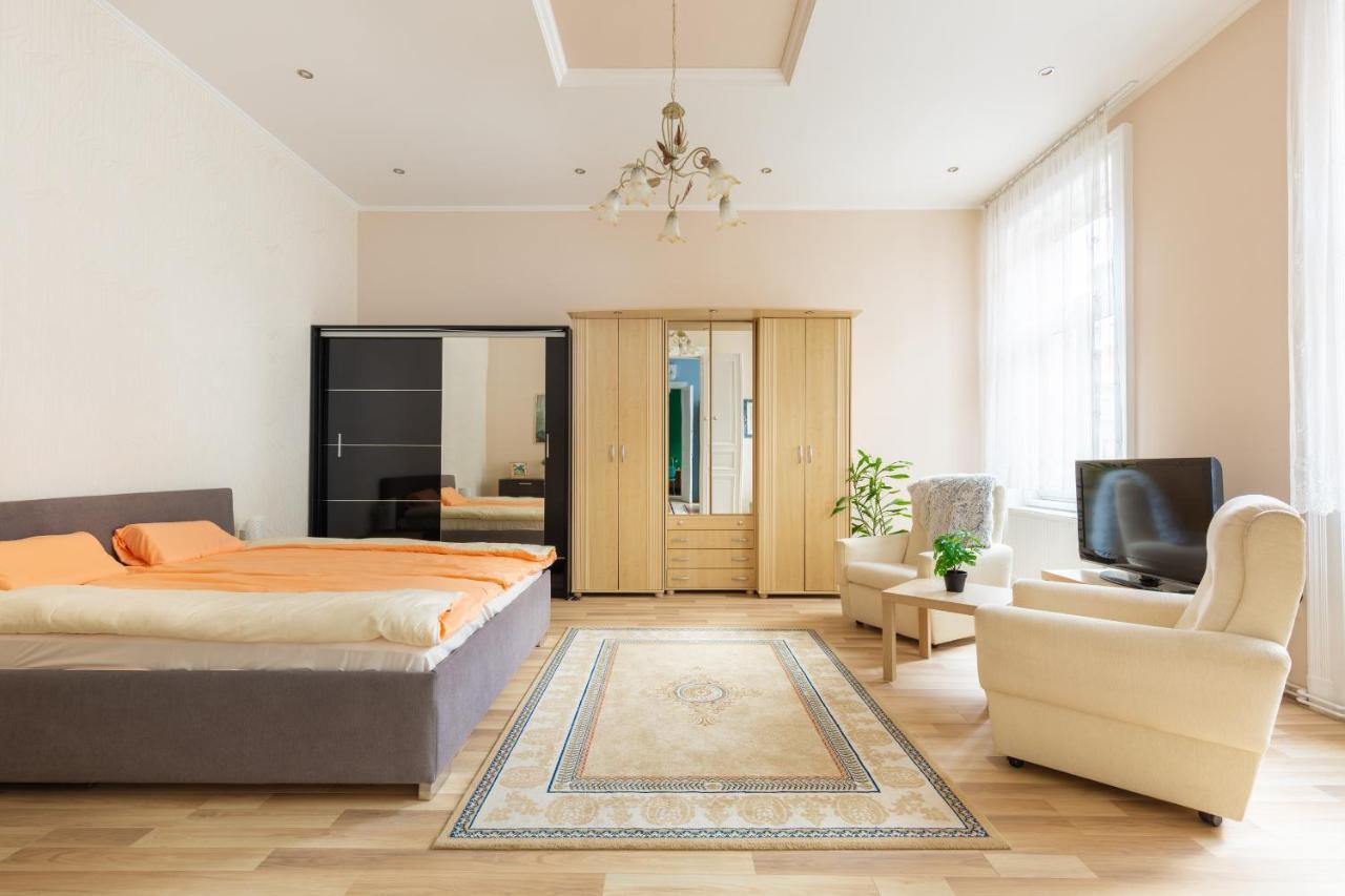 Apartment F24 Ferenc Budapest
