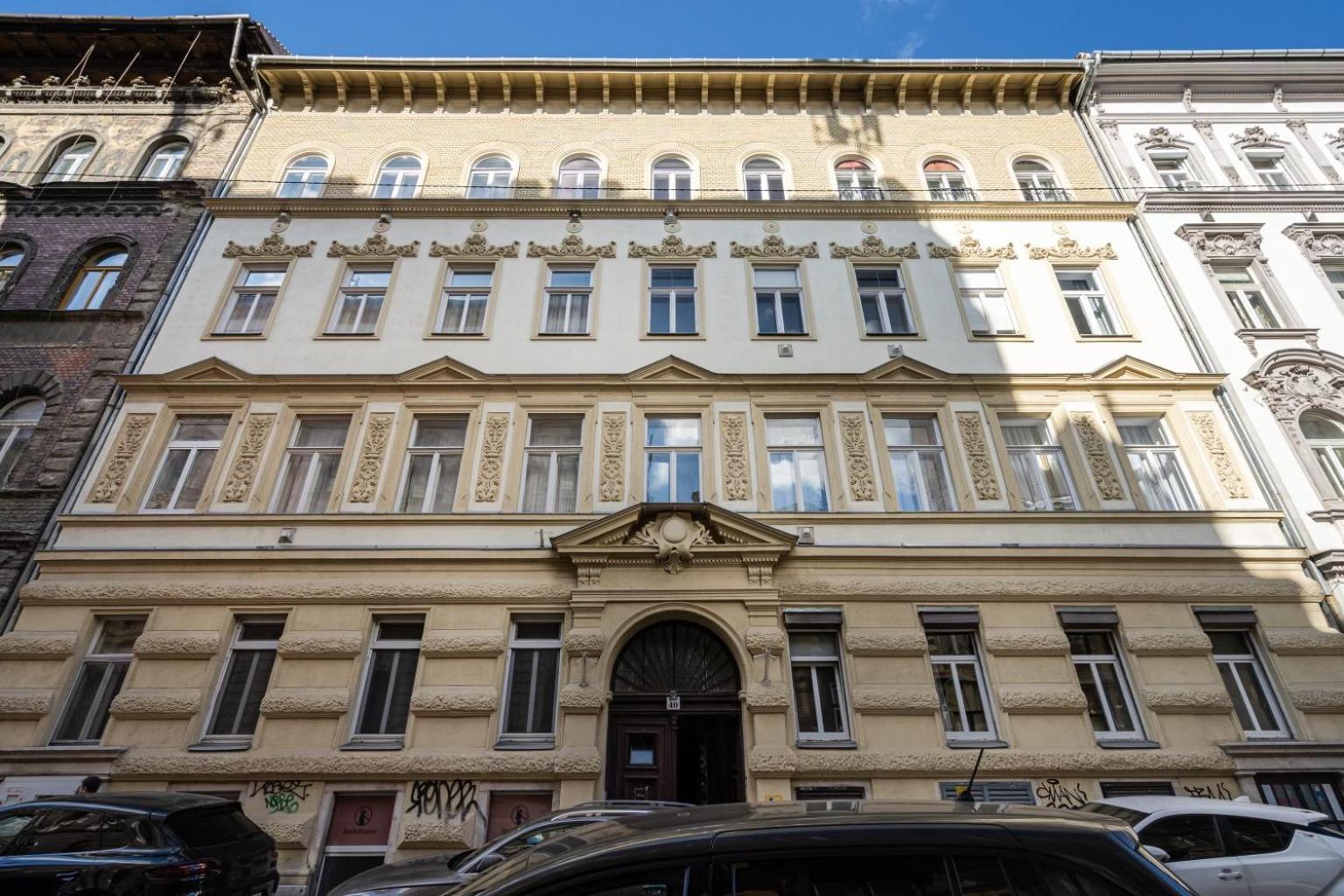 Aviator Luxury Apartment In The City Center *