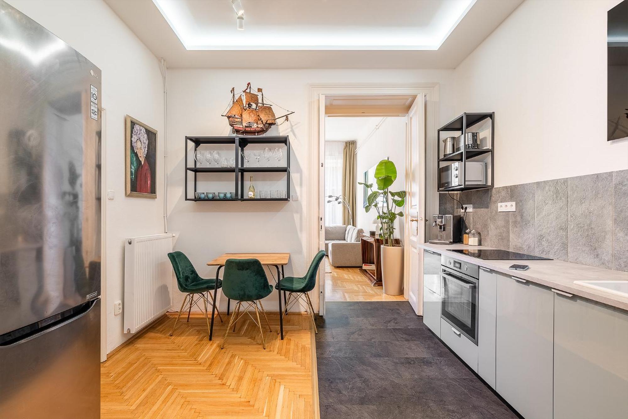 Apartment Aviator Luxury Apartment In The City Center *