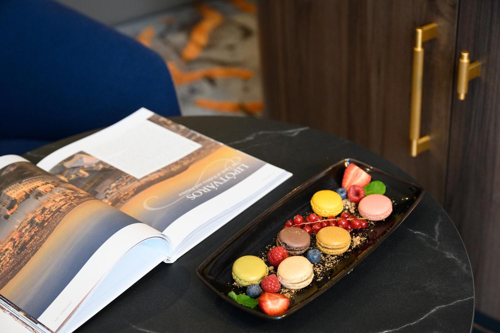 Hotel Moments By Continental Group