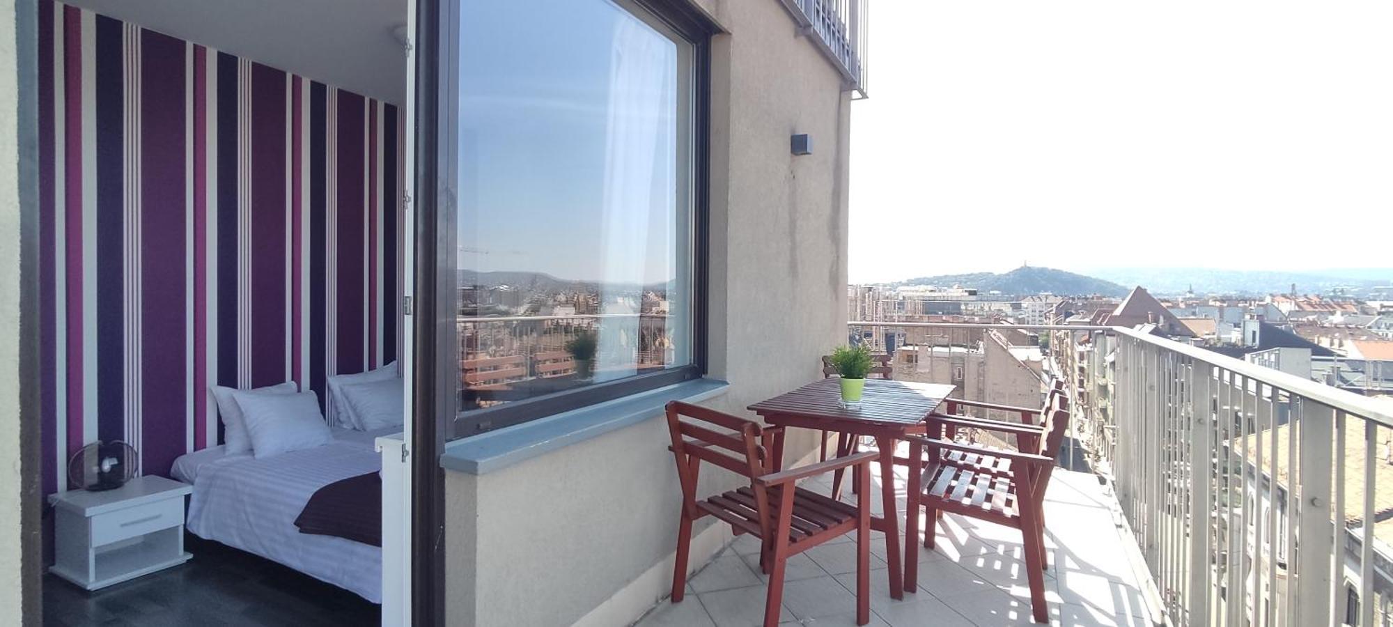 Aparthotel Corvin Center 3*