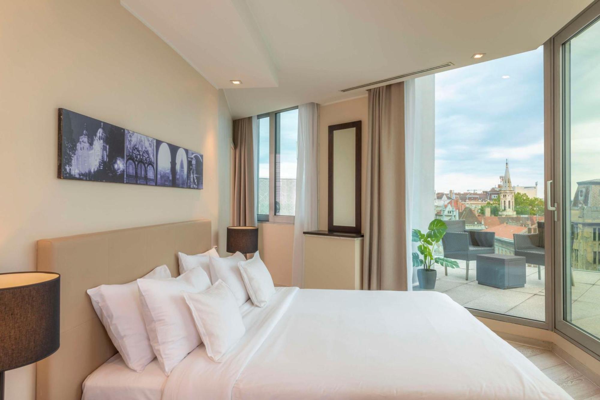 Hotel Nh Collection Center Budapeste